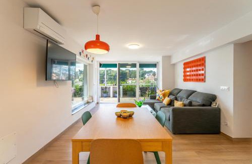 Cap de Salou Apartment | Luxury Designer Beach Front Two Bedroom Apartment
