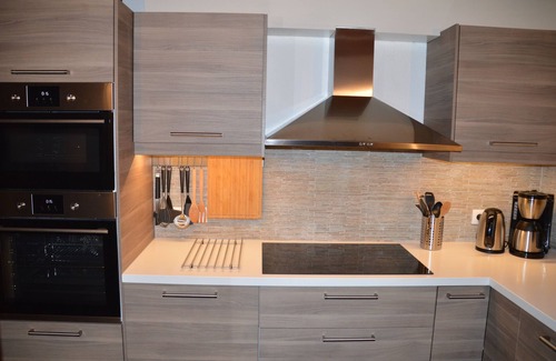 Oz Ski Chalet | Luxury detached 10 person chalet near the ski slope in Oz/Alpe d'Huez