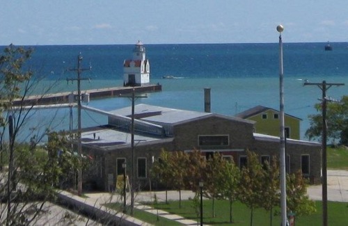 Kewaunee Apartment | Luxury Door Peninsula Loft Apartment - 30 Mins from Lambeau Field