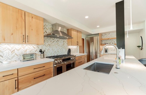 Downtown Steamboat Springs Condo | Luxury Downtown Condo | Riverfront + Mt Views!
