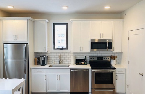 Traverse City Condo | Luxury Downtown Traverse City Condo-Capri 2