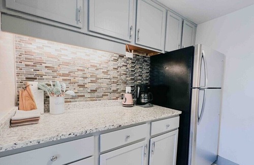 Downtown Hartford Apartment | Luxury Downtown|Washer Dryer|Gym