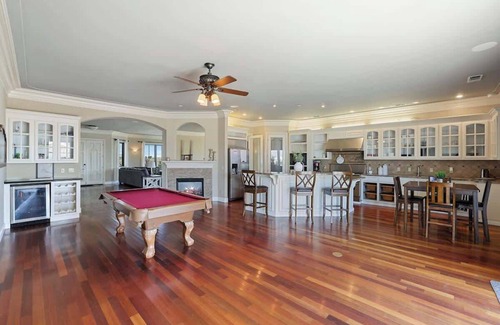 Tracy Villa | Luxury Entertainment Oasis