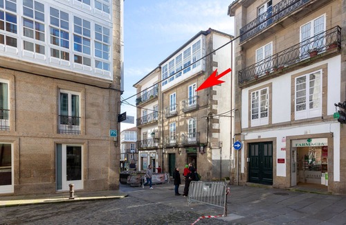 Santiago de Compostela Historic Centre Condo | Luxury apartment- free parking- Air conditioning
