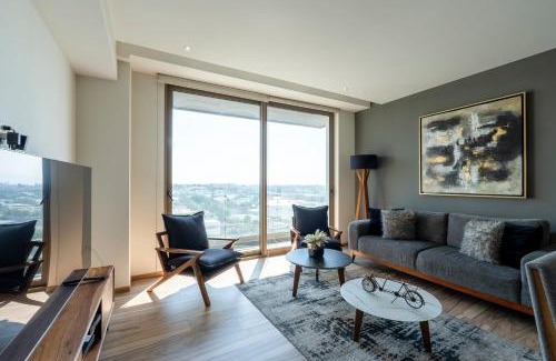 Puerta de Hierro Apartment | Luxury Escape near Andares Modern Retreat