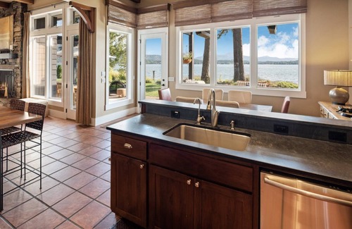 Sandpoint House | Luxury Estate Waterfront Home | 5 Bed, 4 Bath