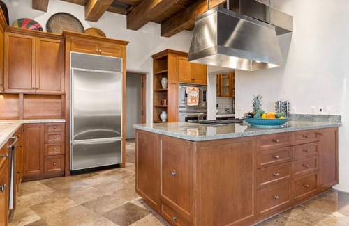 Northeast Santa Fe Villa | Luxury Estate with Hot Tub