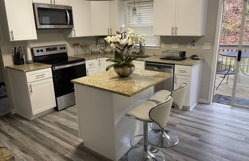 Clarkdale House | Luxury European style (22 mins from Atlanta)