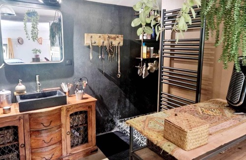 Courthezon Other | Luxury Family Farmhouse in Provence Near Avignon