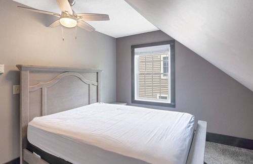 Rowland House | Luxury family value 4 seasons home in the renowned Woodloch Springs Poconos.