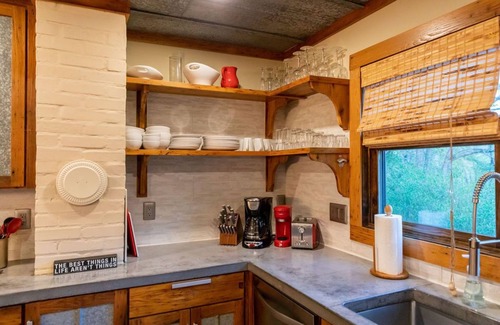 Sugar Grove Cottage | Luxury Farm Cottage, Amazing Views, Hot Tub, See our reviews!