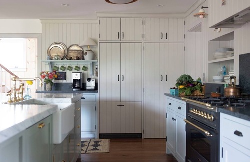 West Cape May Cottage | Luxury Farm Stay with Orchard Pool, Spa, and Seasonal Beach Access