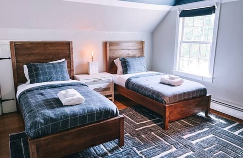 South Hampton House | Luxury Farmhouse near Newburyport