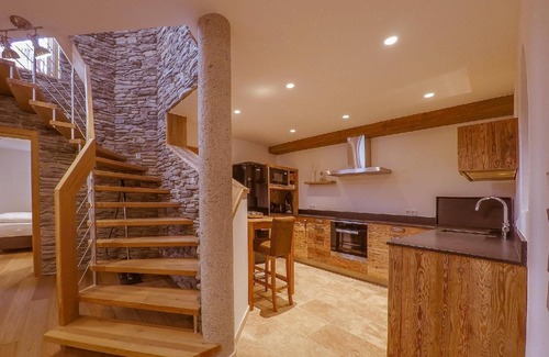 Moosen Apartment | Luxury flat "Almhütte" on the ski piste