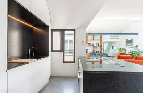 Quartier de la Porte-Saint-Denis Apartment | Luxury Flat "la-verrière-du-paradis"