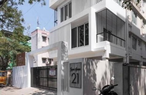 Thousand Lights West Condo | Luxury Flat Opposite to Apollo