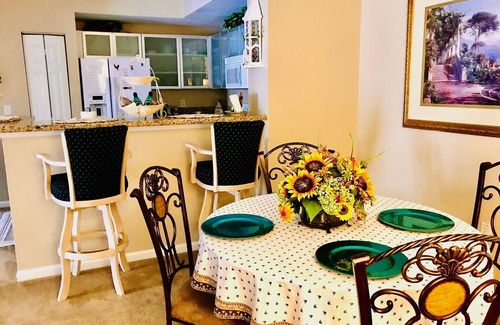 Downtown West Palm Beach Condo | "LUXURY FOR LESS" in the heart of Rosemary Sq/30-Day Minimum Discounted Rate