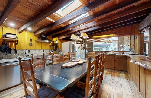 Canton Cabin | Luxury forest retreat with wood stove, vaulted ceilings & pond view