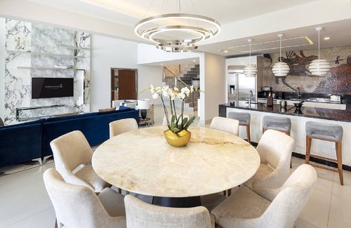 Cabo San Lucas Condo | Luxury Four Bedroom Loft with Ocean Views at Garza Blanca Cabo