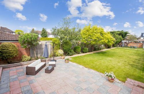 Slough House | Luxury four bedroom home with large garden