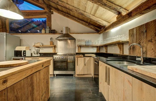 Saint-Gervais-les-Bains Ski Chalet | Luxury Chalet in Mégeve with Garden & Spa