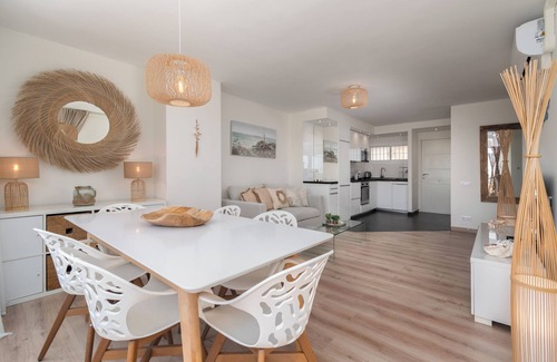 Benalmadena Costa Apartment | Luxury Frontline beach apartment