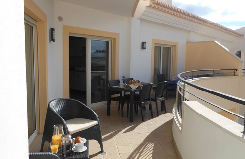 Funchal Apartment | LUXURY FULLY FURNISHED TOP FLOOR 2 BEDROOM PENTHOUSE FINISHED TO A HIGH STANDARD