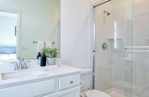 Tracy House | Luxury Furnished homes in Tracy with Mini Golf