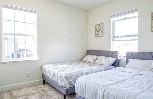 Tracy House | Luxury Furnished homes in Tracy with Mini Golf