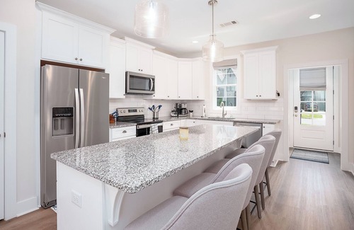Auburn - Opelika House | Luxury Gameday Townhome at Auburn Airport 4 bedroom/3 1/2 bath