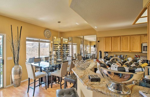 Deer Valley House | Luxury Glendale Getaway w/Private Hot Tub & Patio