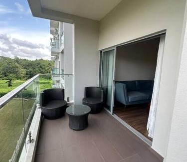 Polgasowita Apartment | Luxury Golf and Relaxation