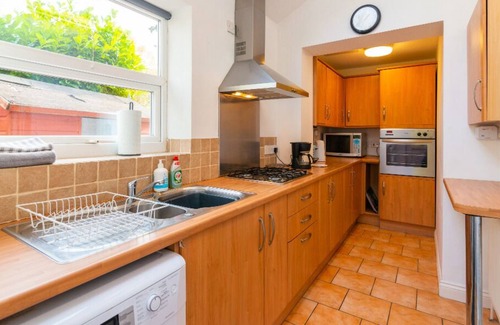 Offerton Apartment | Luxury, ground floor, garden apartment in a leafy Stockport suburb
