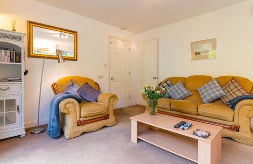 Offerton Apartment | Luxury, ground floor, garden apartment in a leafy Stockport suburb