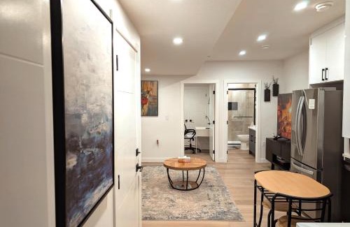 Calgary Apartment | Luxury Guest Suite in Calgary