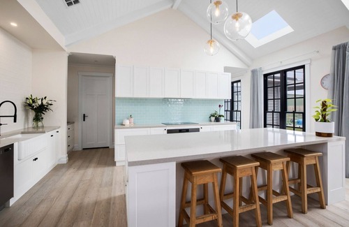 Bellbrae House | Luxury Hamptons Estate with a swimming pool and spa
