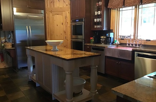 Martin House | Luxury Hartwell Home - A Place to Build Priceless Memories!