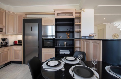 Pitharion Villa | Luxury heated pool villa with breathtaking sea views