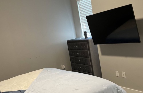 North Decatur Apartment | Luxury Hideout