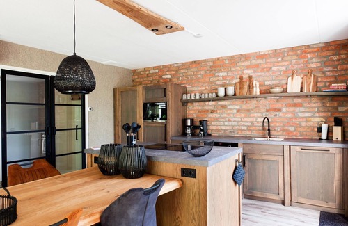 Vlagtwedde House | Luxury holiday home with sauna in Vlagtwedde