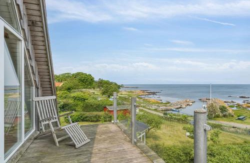 Bolshavn House | Luxury Holiday Home With Sea View