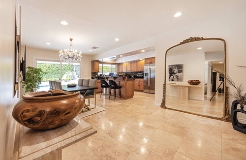 Hollywood Hills West House | Luxury Hollywood Hills Villa: Heated Pool, Peaceful and Private, Unique Design