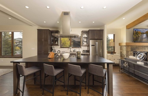 Fairmount On The River House | LUXURY HOME by the river! Walk to Shuttle, Hot Tub, Fire Pit, designer finishes!