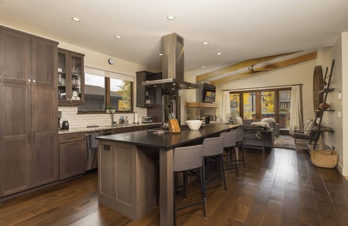 Fairmount On The River House | LUXURY HOME by the river! Walk to Shuttle, Hot Tub, Fire Pit, designer finishes!