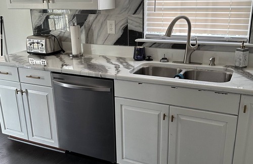 Churchland Condo | Luxury Home close to Rivers Casino and Va Beach!