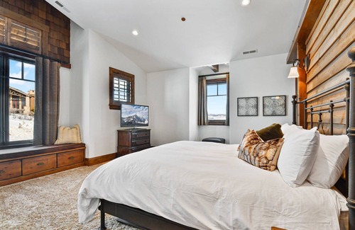 Tuhaye House | Luxury Home in Tuhaye with Sweeping Views, Hot Tub, Multiple Outdoor Living Spaces