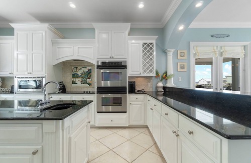 Morgantown House | Luxury home near beach! Whispering Palms Beach House