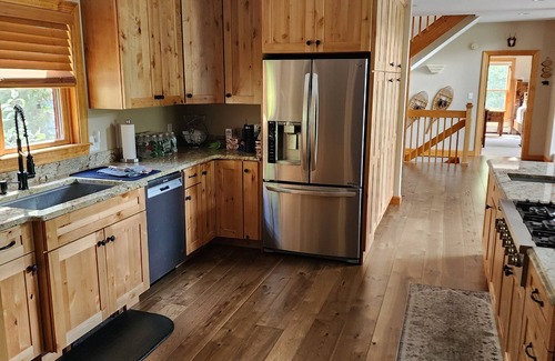 Lincoln House | Luxury Home On Loon Mtn Home, Spectacular Mountain Views, Pool/Spa access incl