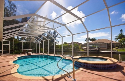 Pelican Villa | Luxury Home, southern exposure, heated pool & Spa, SW, gulf access