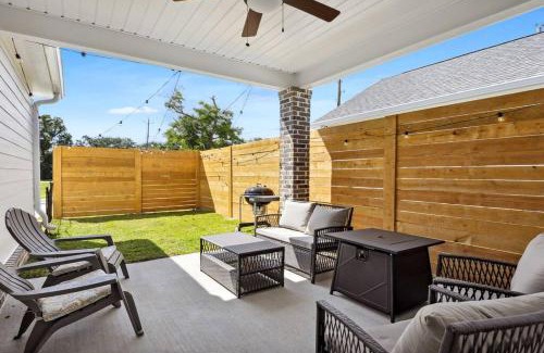 Gulfport House | Luxury home walkable to the beach